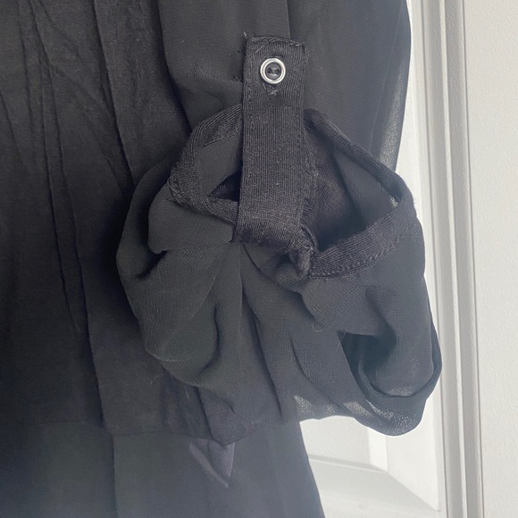 Ricki’s Solid & Sheer Blouse - Picture 2 of 4